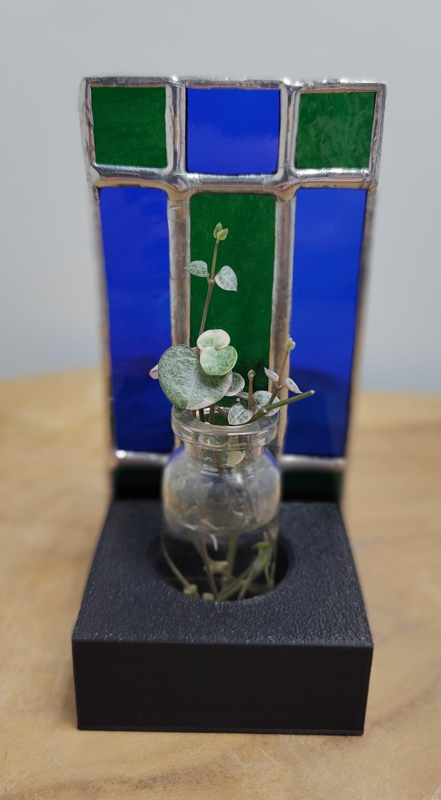 blue green window propagation station