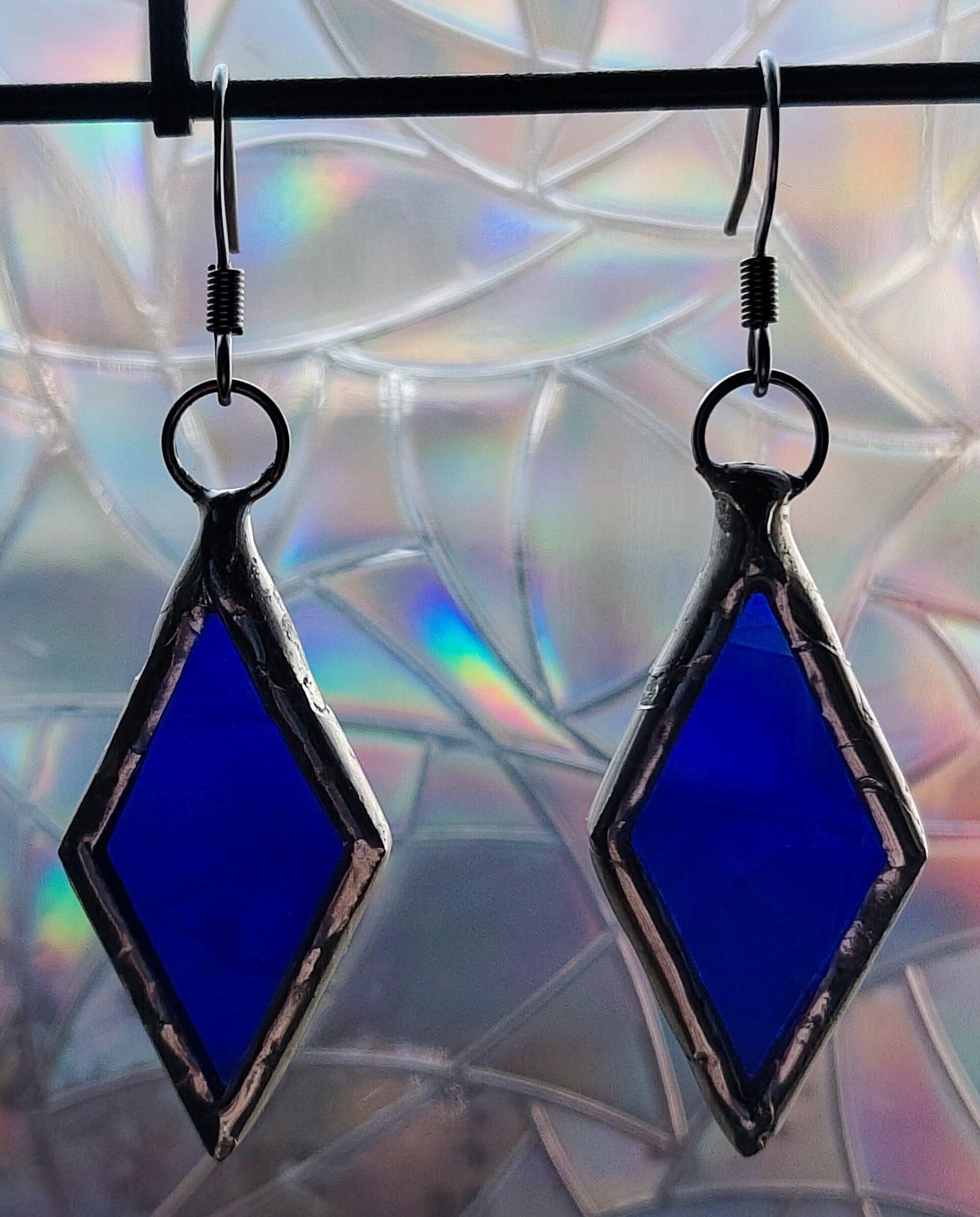 blue diamond earrings